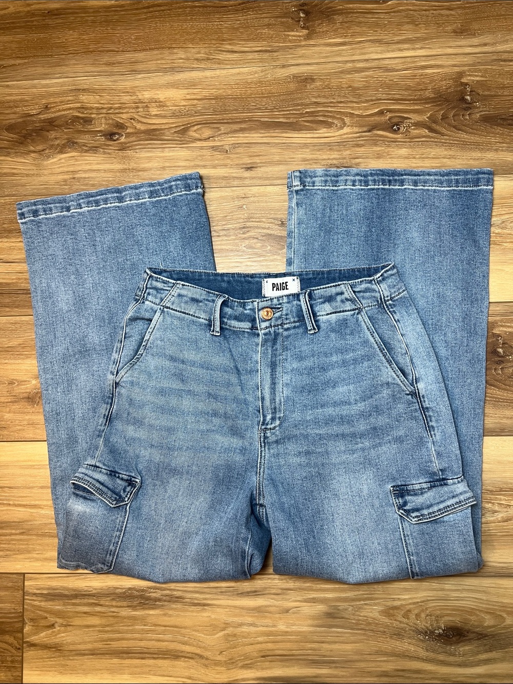 PAIGE Carly Wide Leg Cargo Jeans - Picture 6 of 11